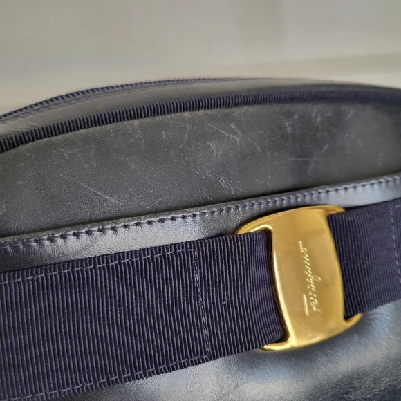 Salvatore Ferragamo Crossbody Bag - Picture 2 of 15